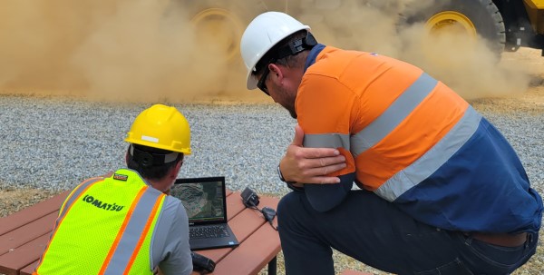 SQ_site_komatsu.com1