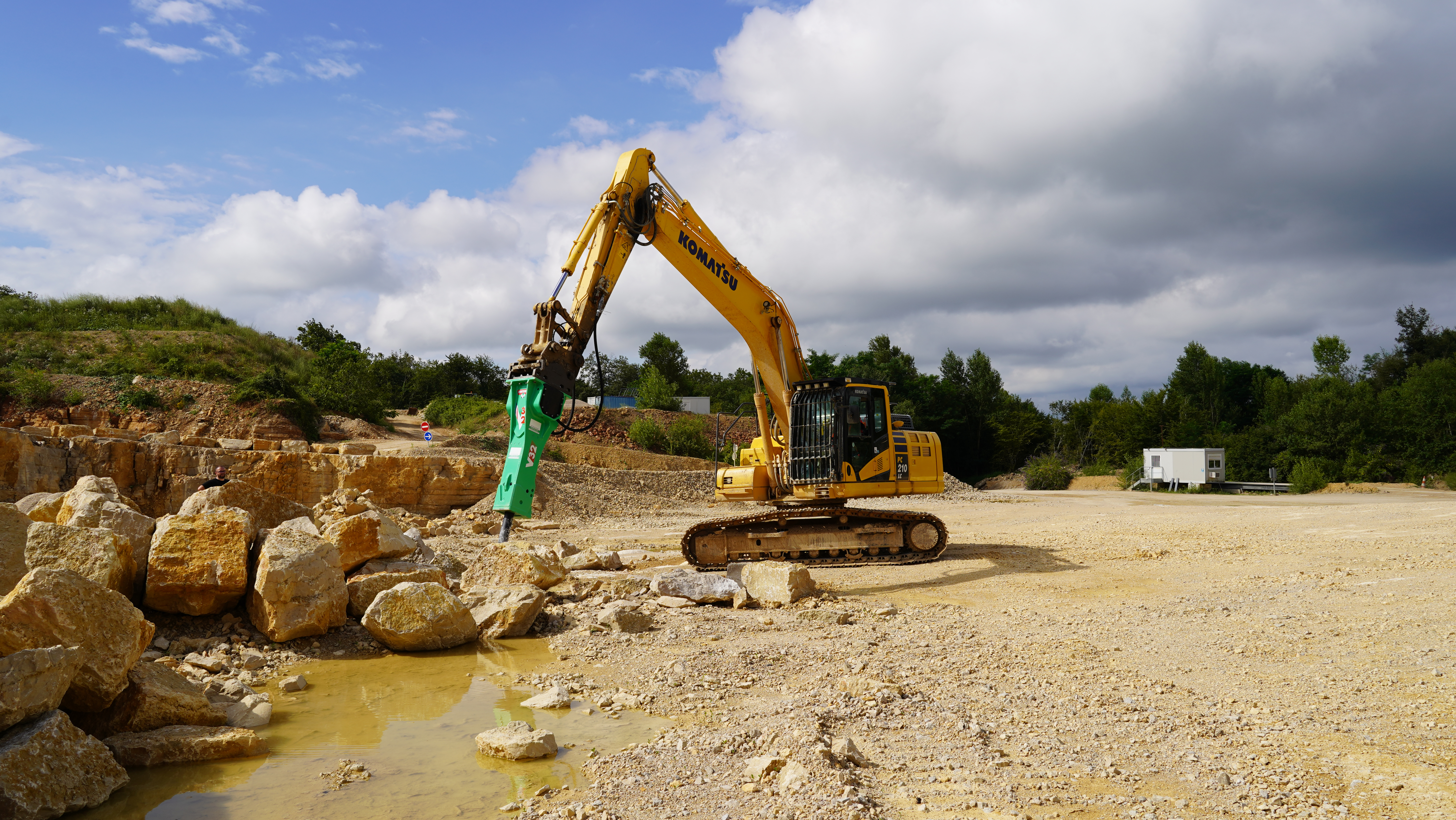 Montabert hydraulic breakers​