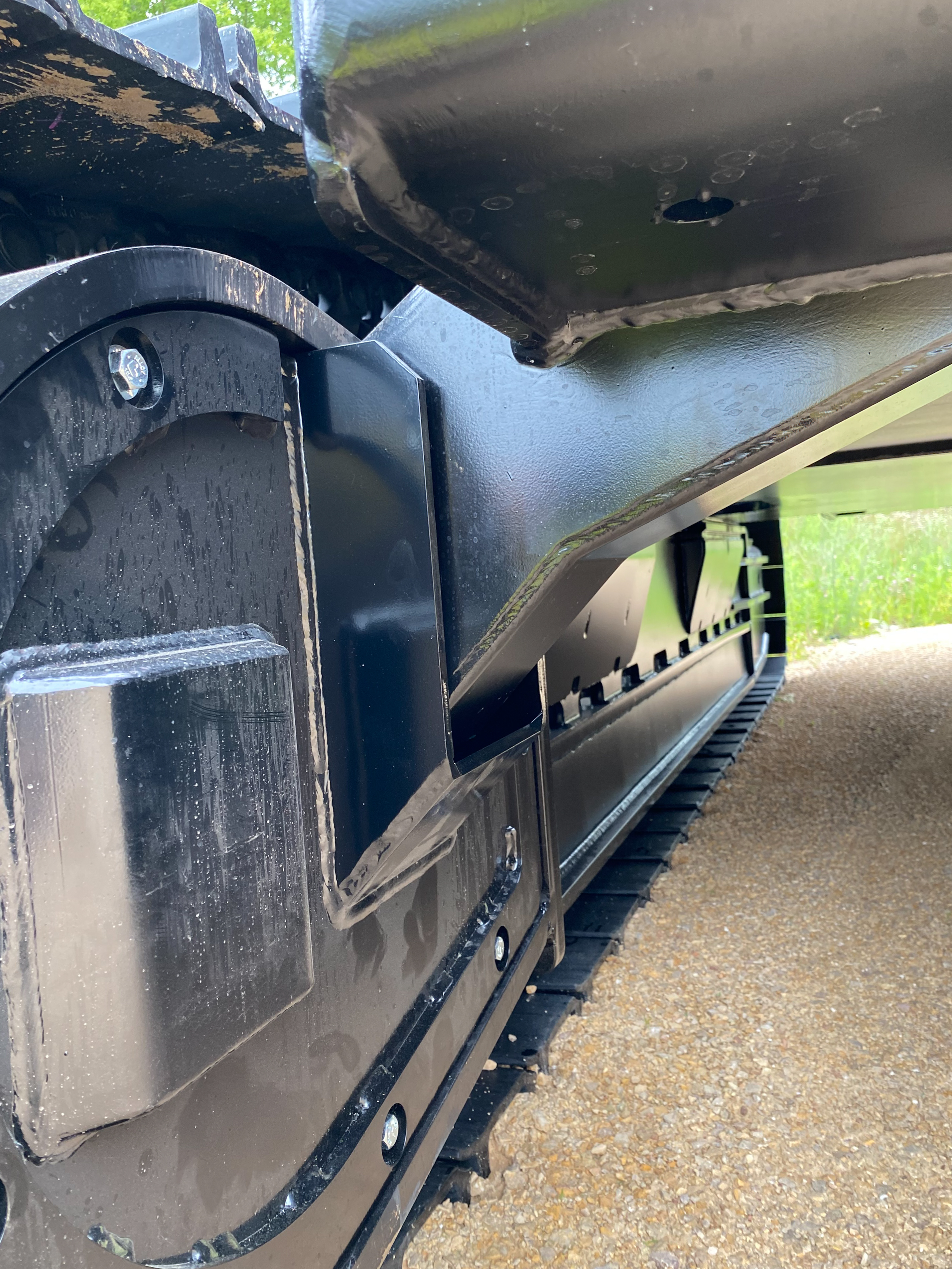 Stable track frame
