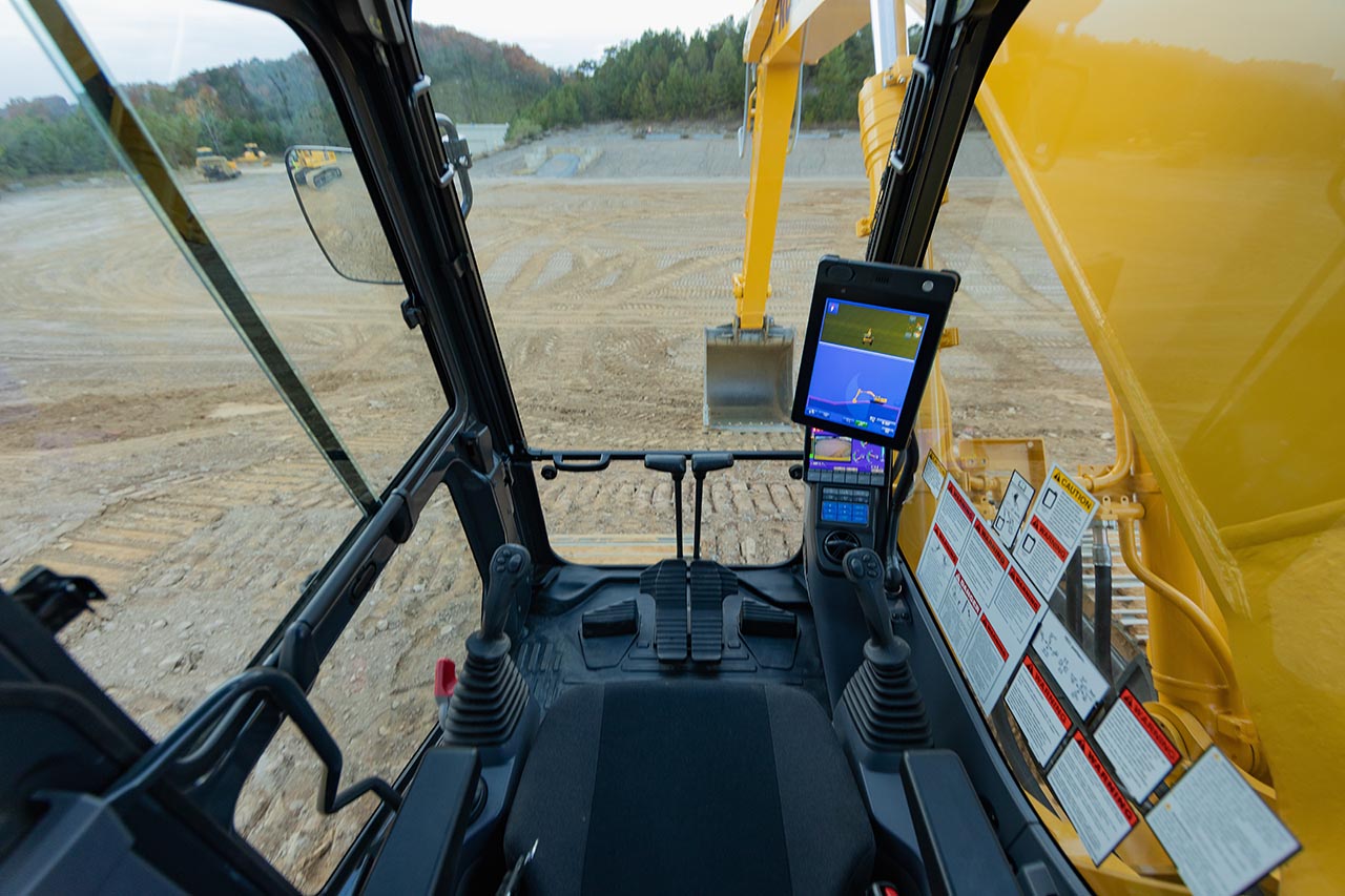 1312588_excavator_pc360lci_cartersville-ga_qube_211112_3k1a0065-1280x1280.jpeg