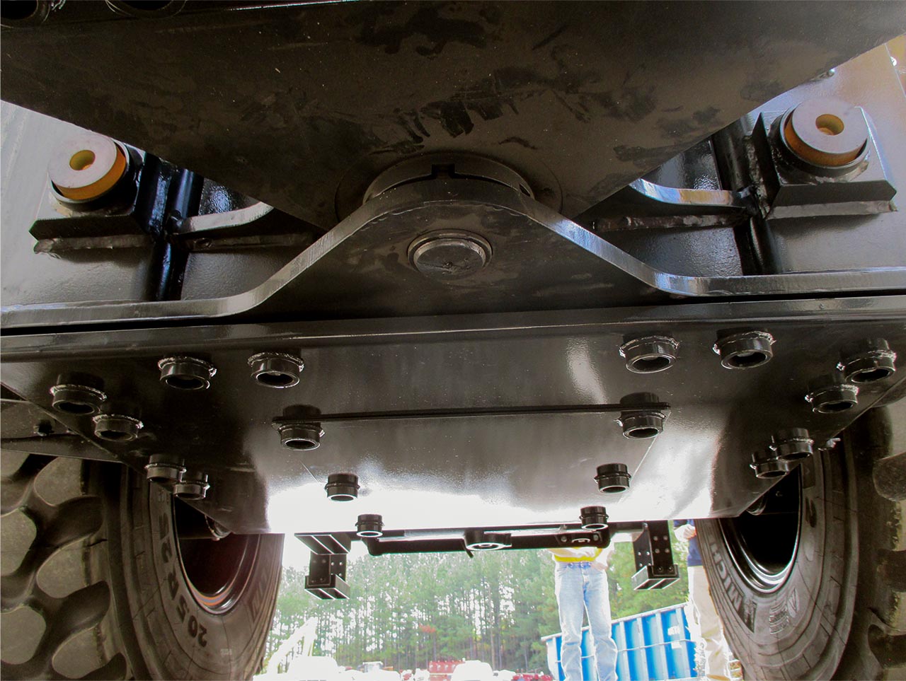Front and rear frame underguard