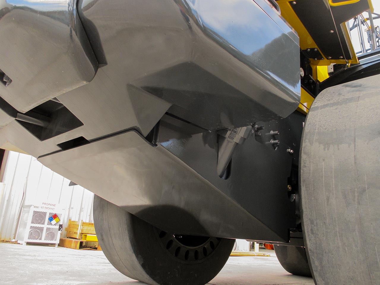 Fuel tank guard