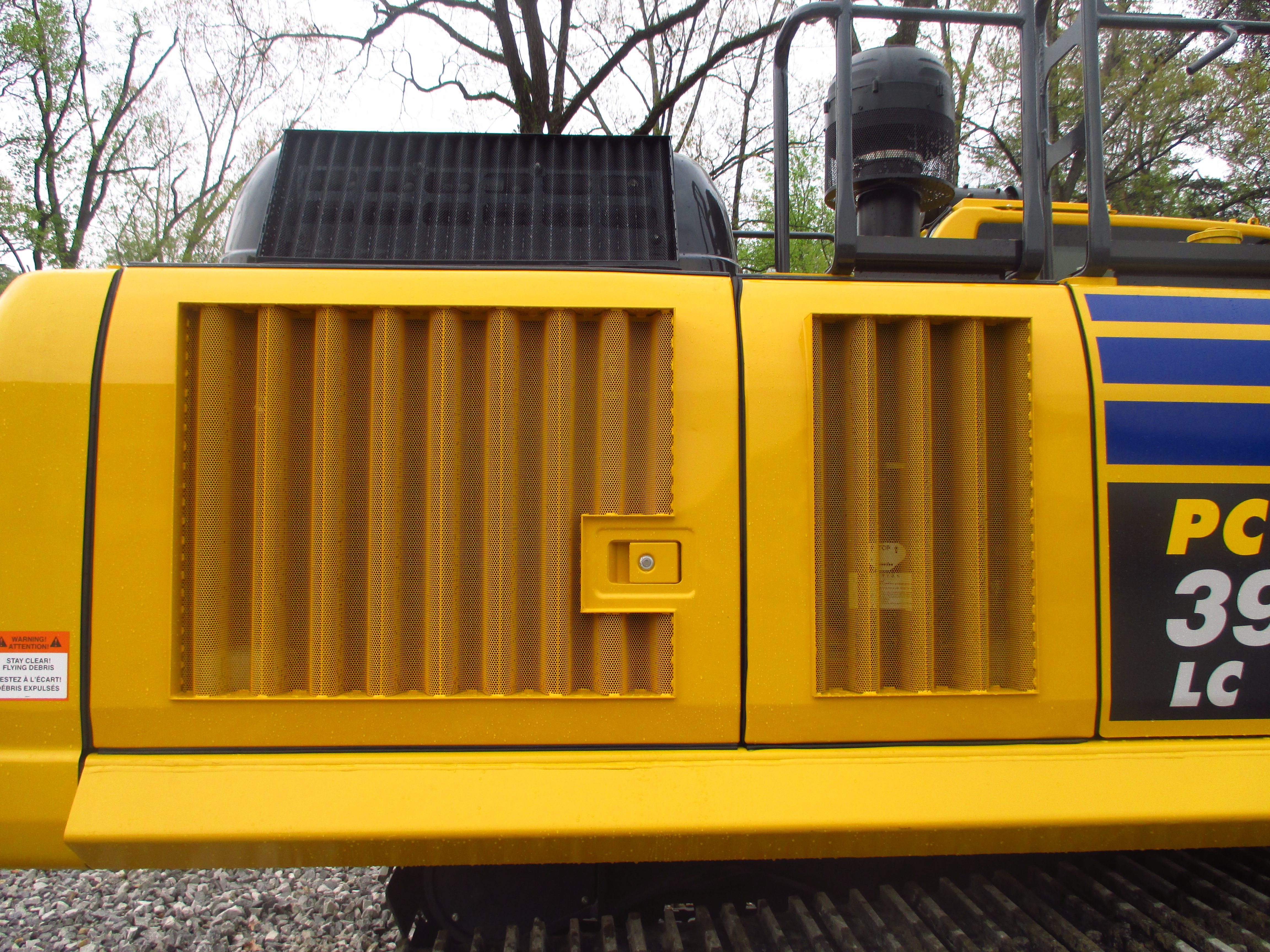 Corrugated and perforated screen package