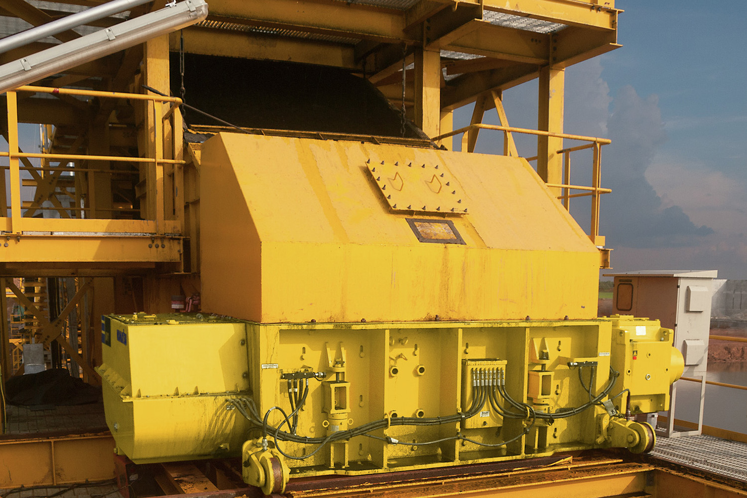 Compact footprint