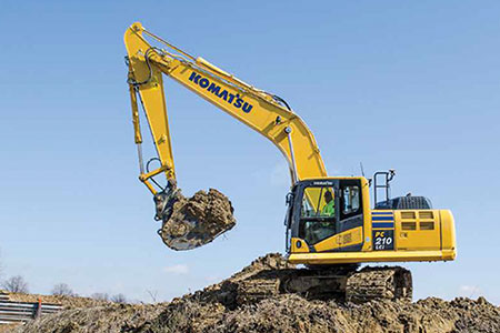 Four intelligent Machine Control units, including the PC210LCi, enable R.A. Alexander & Sons to finish jobs sooner, allowing them to take on more projects.