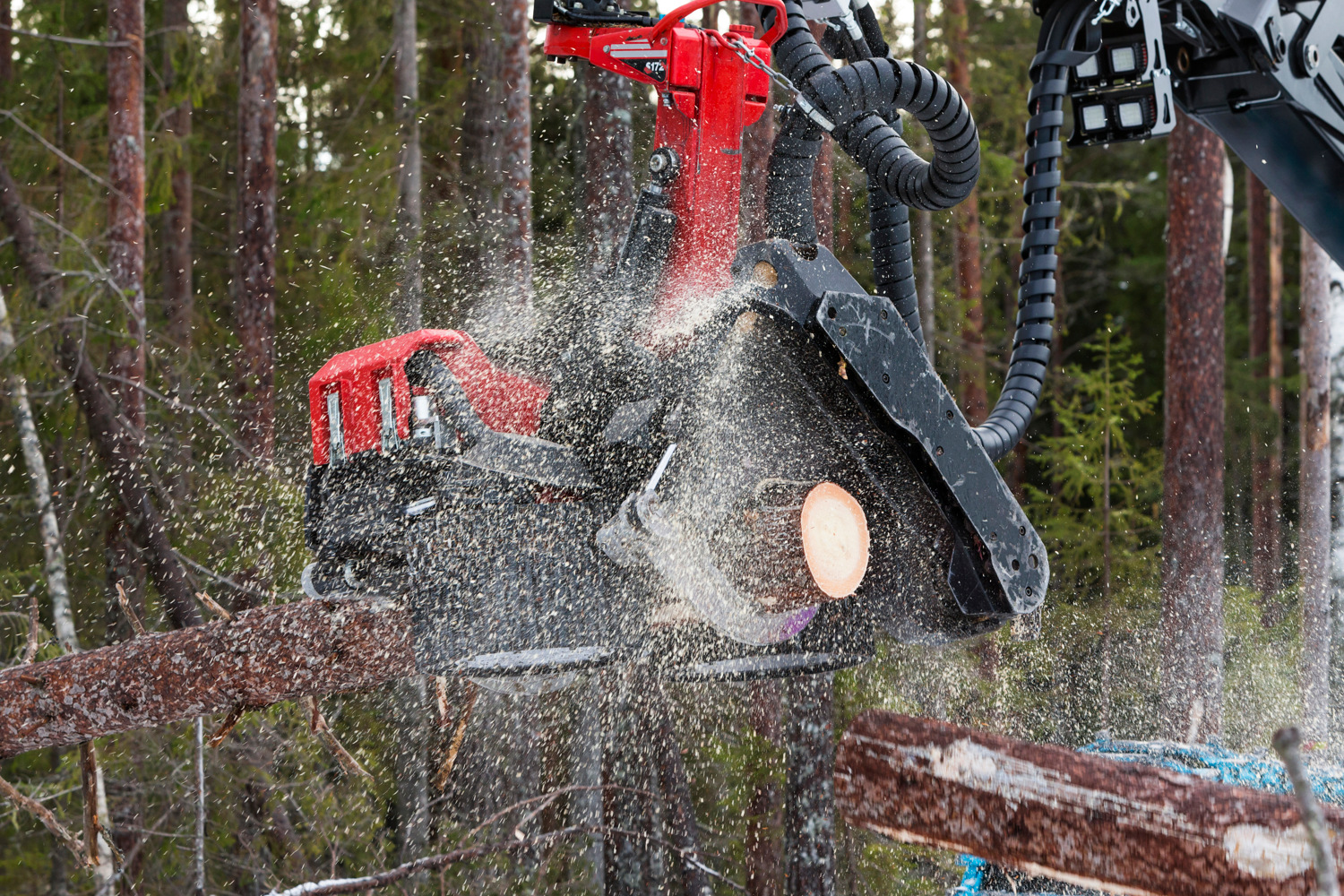 Efficient feeding with Flex Friction Control