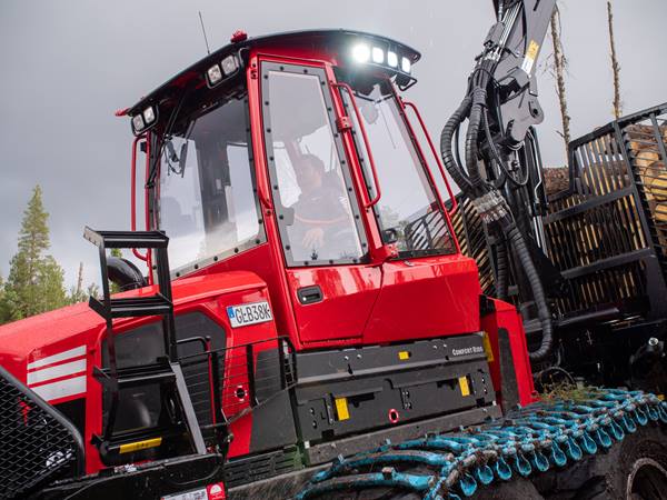 Komatsu comfort ride