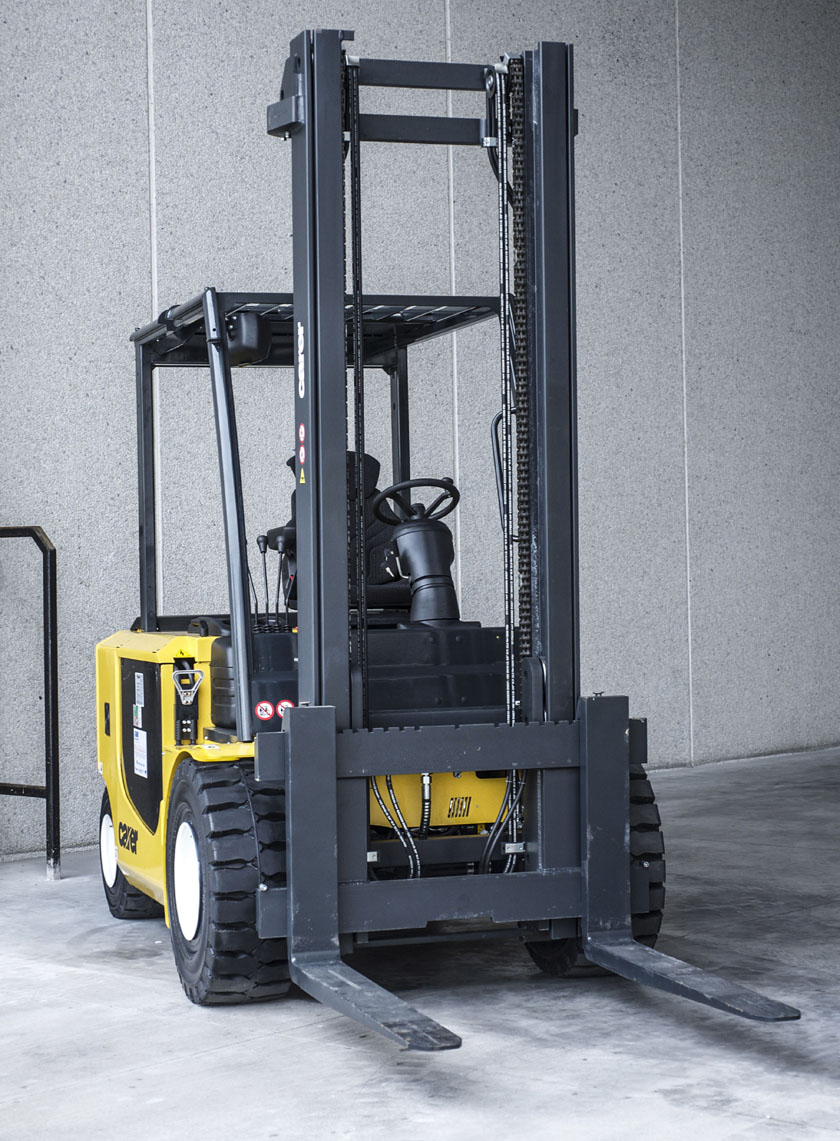 Low Mounted Tilt Cylinders
