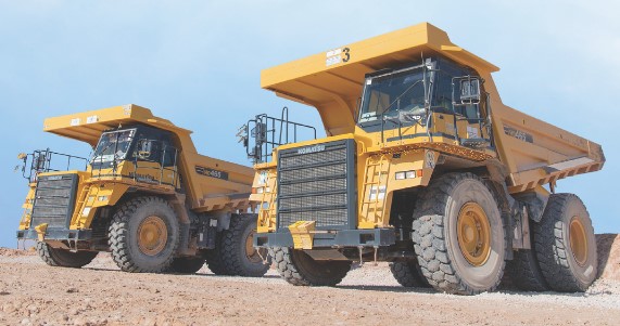 شاحنات Komatsu