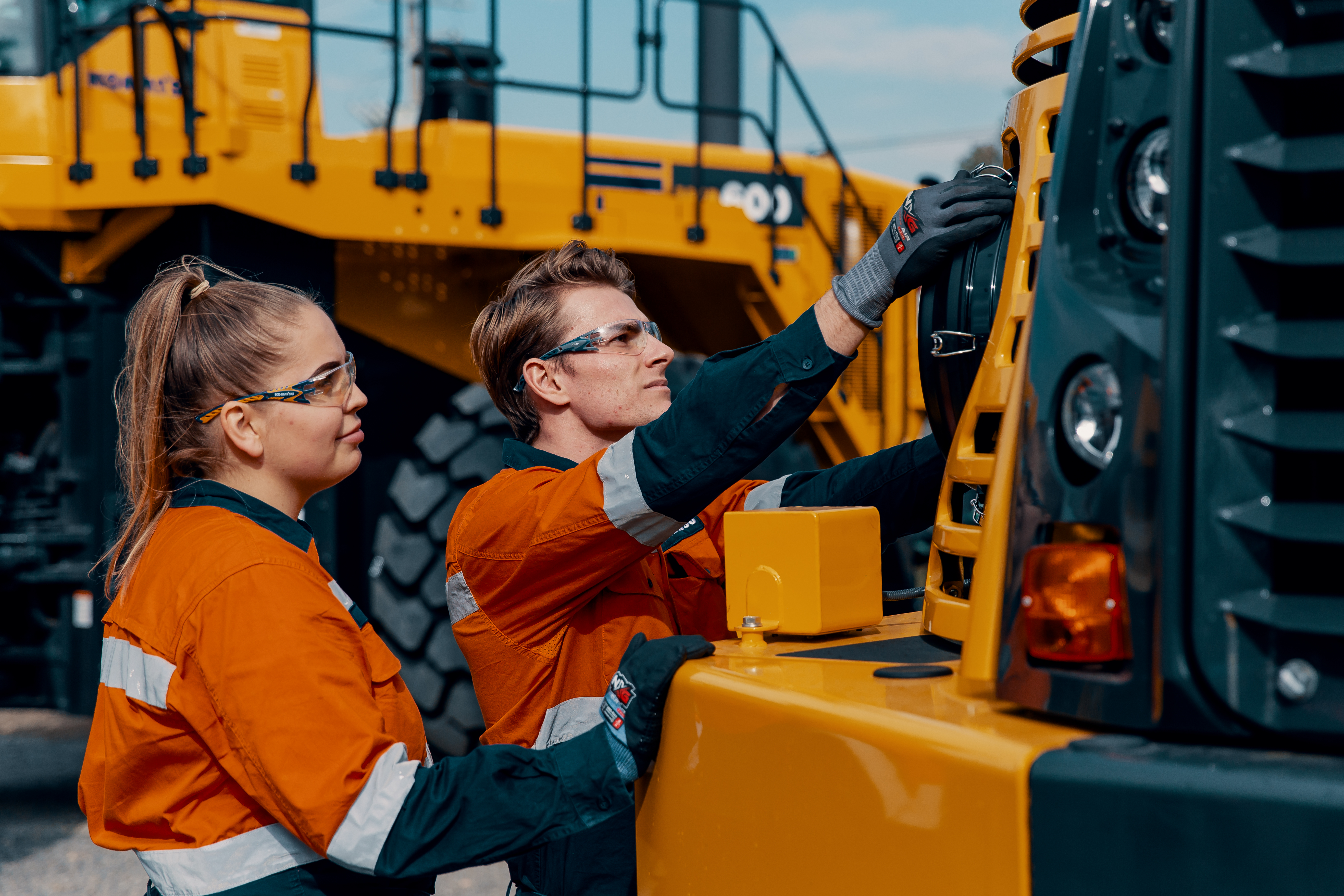 Komatsu careers