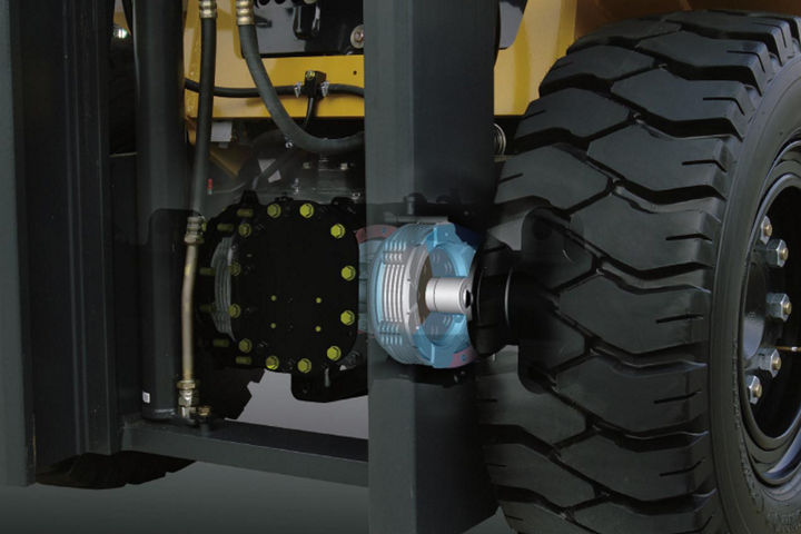 Oil cooled wet disc braking system
