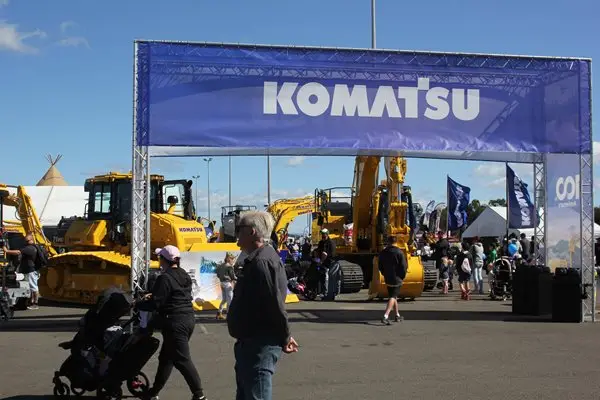 Komatsu equipment at DDT Expo 2021