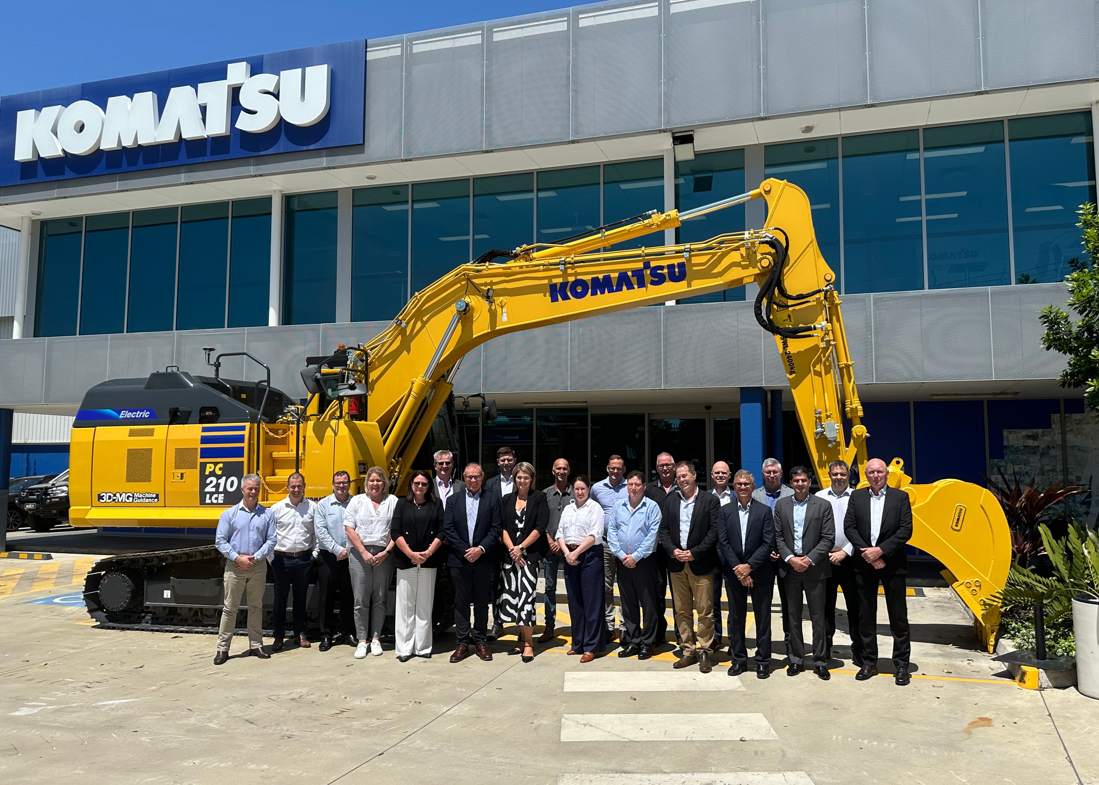 Komatsu gathers key players in supply chain at annual supplier forum
