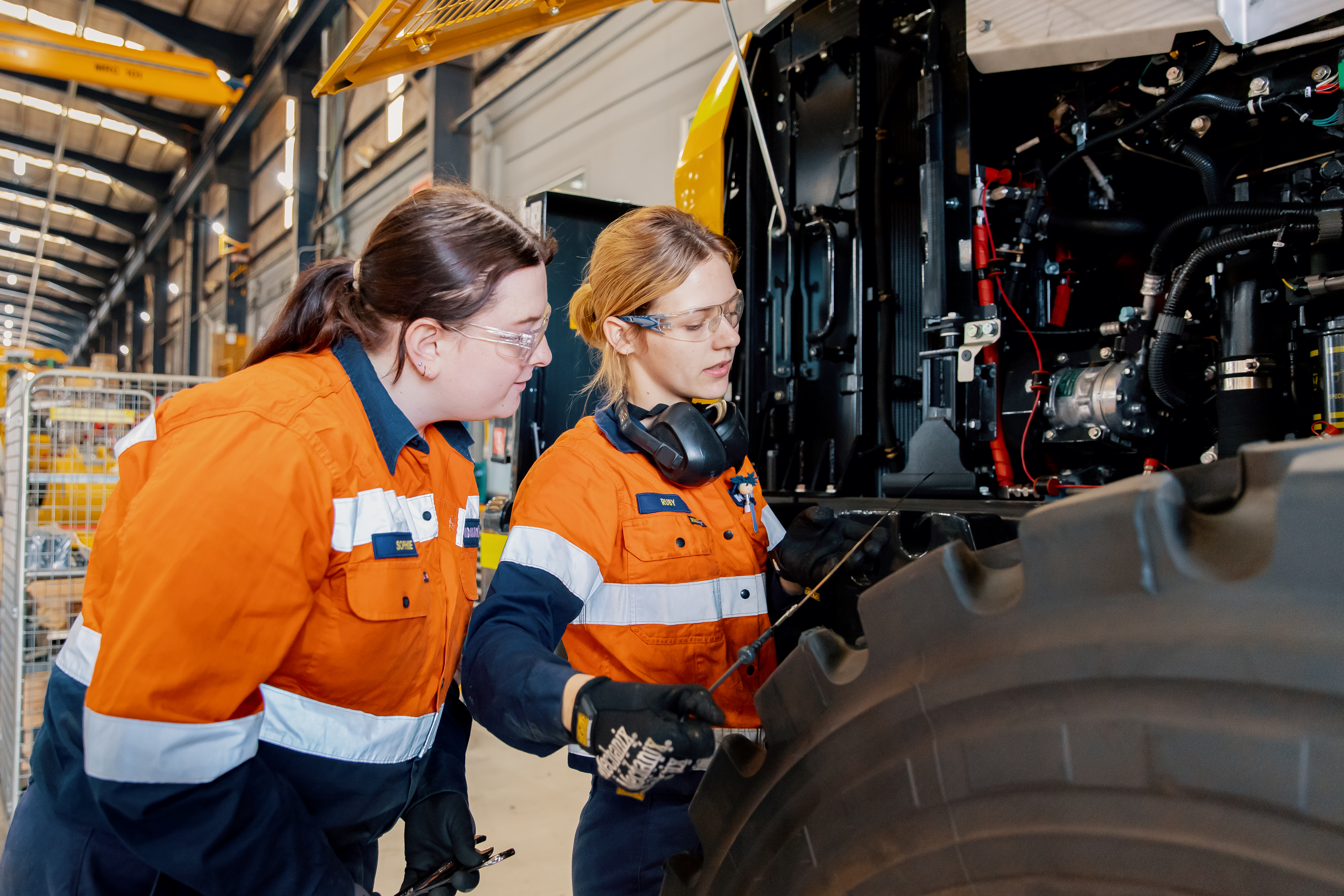 Certificate III in Automotive Electrical Technology