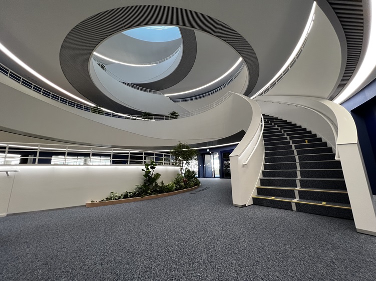 lobby of the komatsu shonan innovation lab